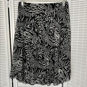 Ninety Black and White Patterned A-Line Skirt